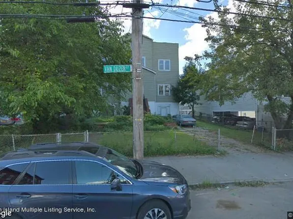 344 Van Duzer St, Staten Island, NY 10304