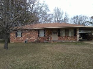 17 Rainbow Rd, Ashford, AL 36312