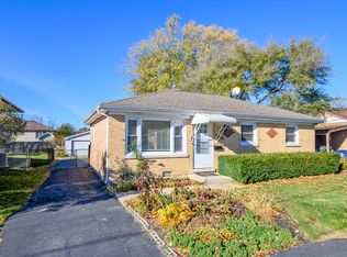 10838 S Neenah Ave, Worth, IL 60482