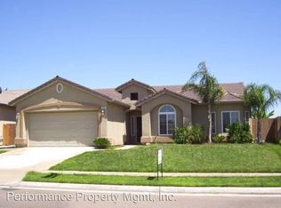 2465 S Lind Ave, Fresno, CA 93725