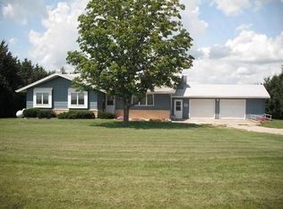 1625 Dubuque Dr, Otley, IA 50214