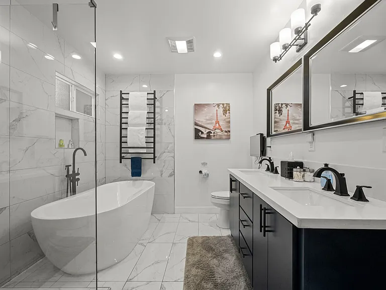 13730 Community St — Photo 38