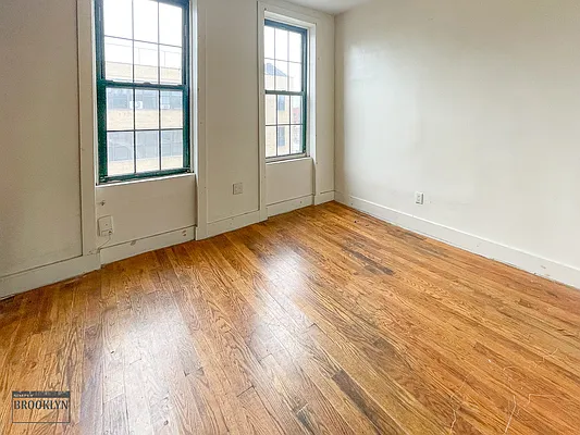 Rented by Simply Brooklyn Realty Inc | media 27