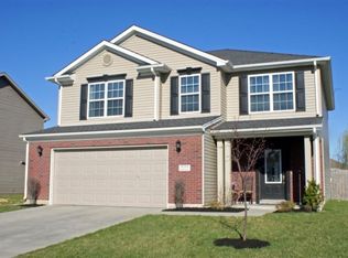 9319 Hedgewood Ct, Evansville, IN 47725