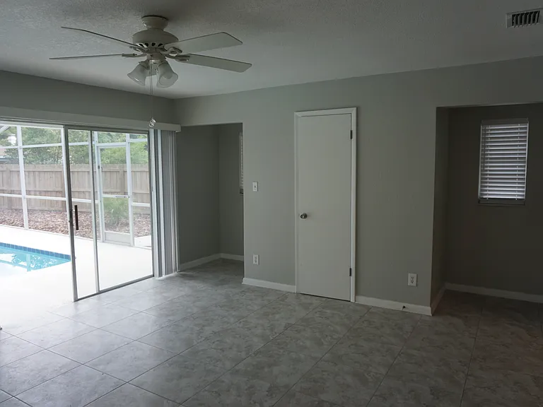 202 Tollgate Trl — Photo 30