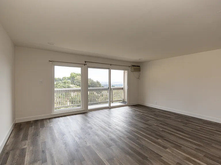 409 Portofino Dr #409 — Photo 4