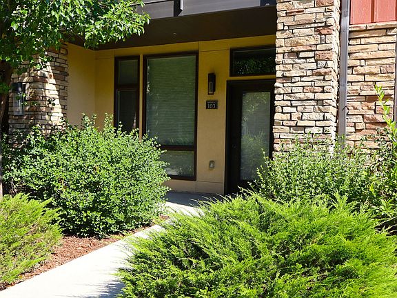 2nd image of 2715 Iowa Dr #103