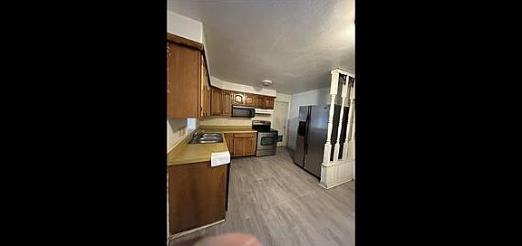 2nd image of 1254 E 49th St