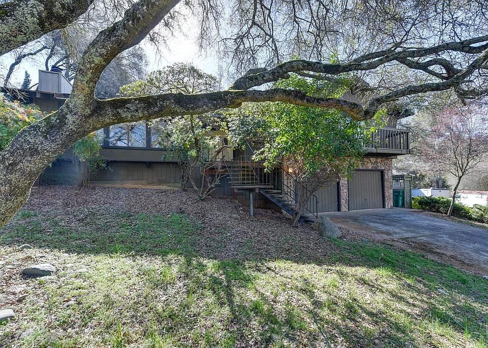 1st image of 9013-3084 Royal Dr