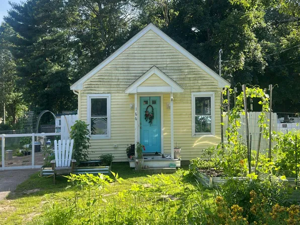 166 Wareham St, Middleboro, MA 02346