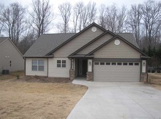 118 Brookwood Creek Dr, Landrum, SC 29356