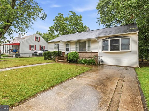 3rd image of 6608 Danville Ave