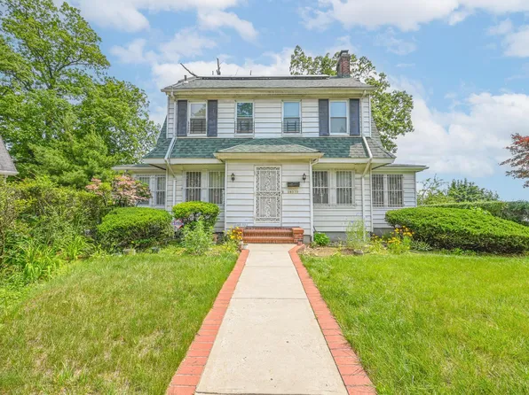 193-32 Foothill Avenue image 1 of 33