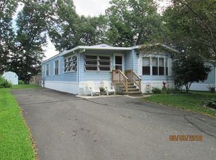 7 John Dr, West Springfield, MA 01089