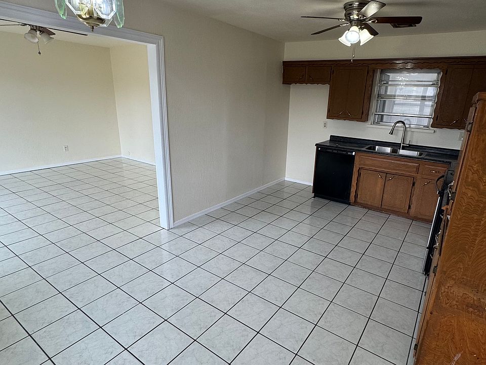 1st image of 7720 S Miller Blvd