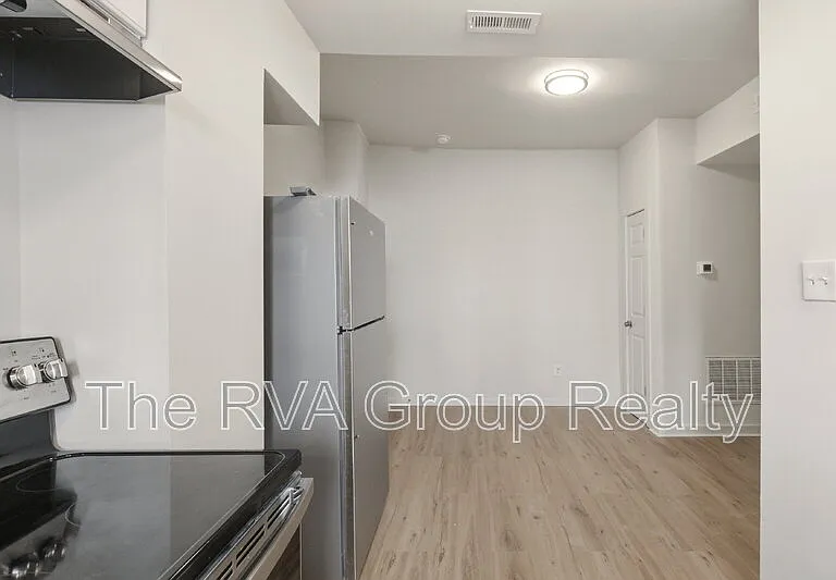 27 S Jefferson St #C — Photo 6