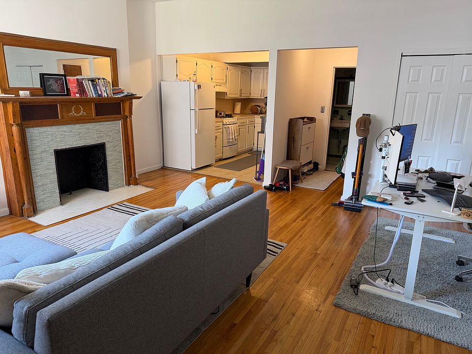 1st image of 333 W 76th St APT 3B