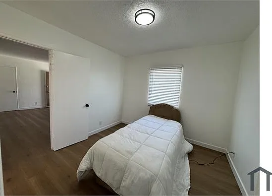 8219 S Western Ave #1 — Photo 9