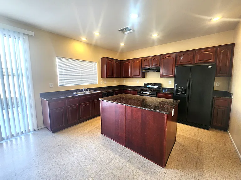 3432 Barada Heights Ave — Photo 7