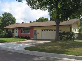 920 Westwood Ln, Anoka, MN 55303