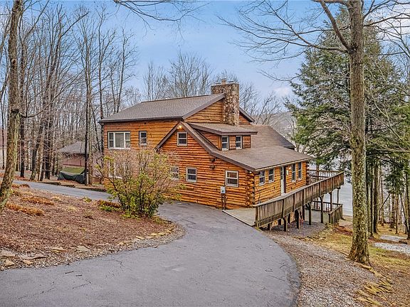 3rd image of 1697 Peninsula Dr