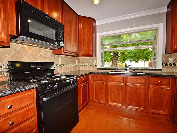 4th image of 6377 Ebensburg Ln