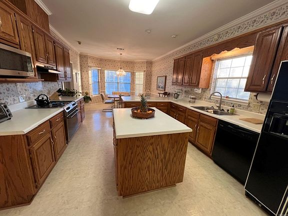 4th image of 2006 Windsor Colony Dr