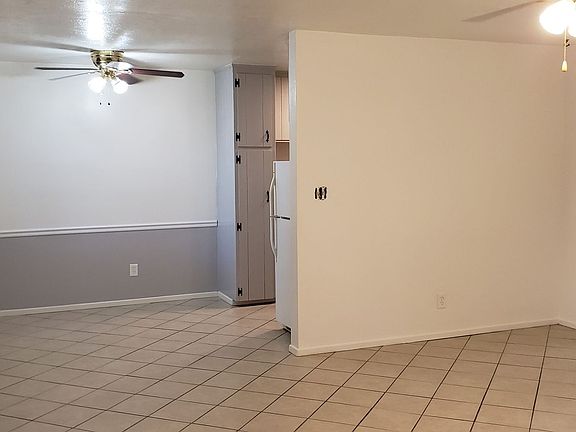 5th image of 4450-52 Rosebud Ln #4450B