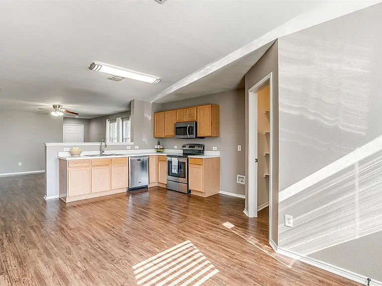 12609 Azure Heights Pl — Photo 8