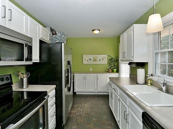 4th image of 5540 Lamplighter Dr
