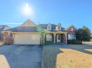 11400 E 102nd St N, Owasso, OK 74055