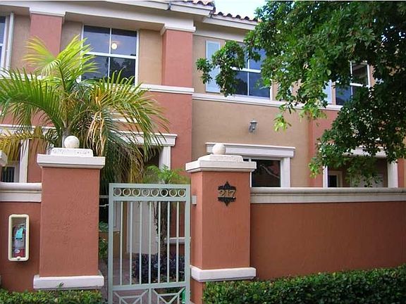 5th image of 6201 NW 114th Pl APT 246