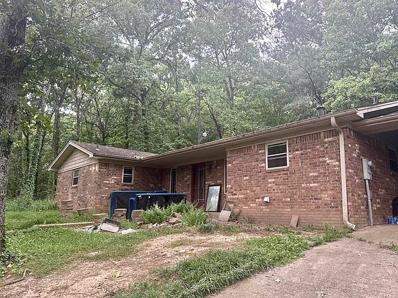 2nd image of 418 Foster Chapel Rd
