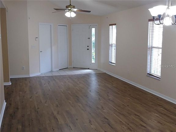 4th image of 14955 Deer Meadow Dr