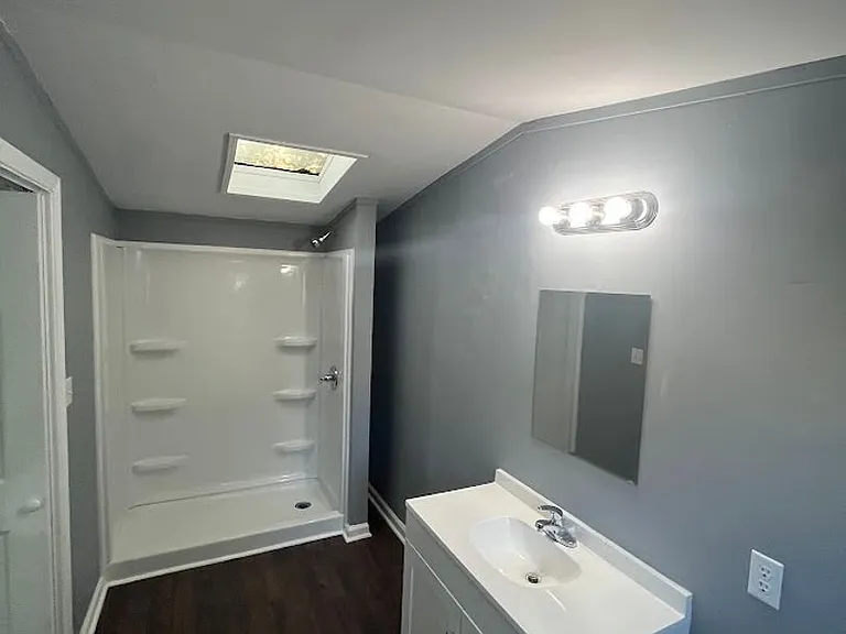 5627 Hardwick Ln — Photo 12