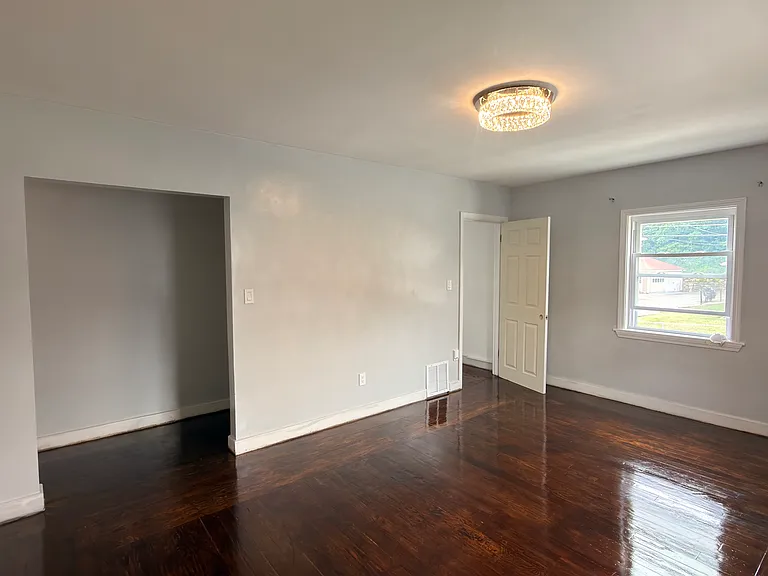 597 S Main St #2 — Photo 12