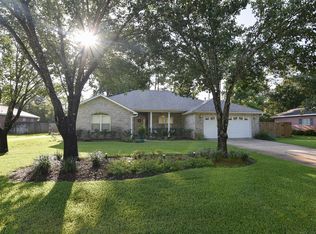 1815 Huntington Rd, Niceville, FL 32578