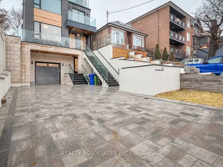 31 Ennerdale Rd #1A — Photo 3
