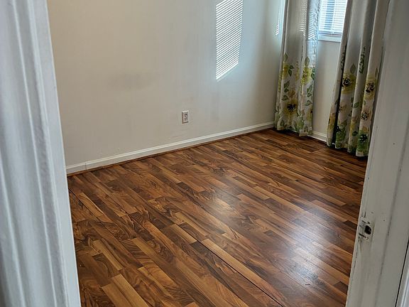 4th image of 707 S California St APT A