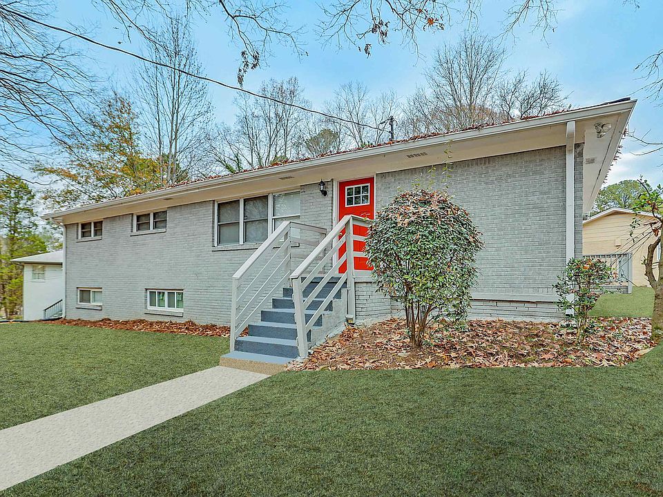 1st image of 250 Hermer Cir NW