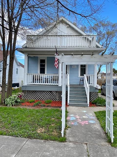 1st image of 1036 Blaine St