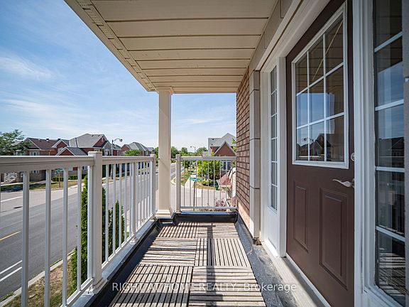 4th image of 66 Larkmead Cres