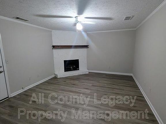 3rd image of 862 Bedford Bay Trl