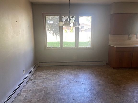 4th image of 1209 E Kirkwood Dr
