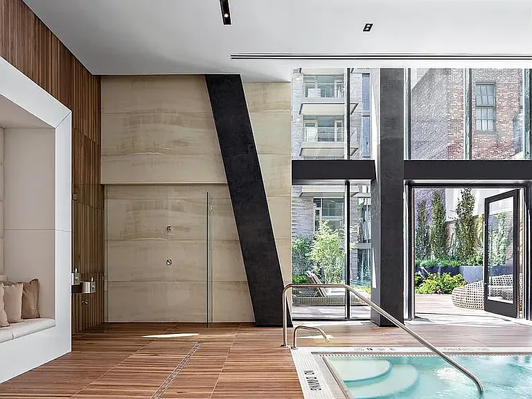 505 W 43rd St #5L — Photo 7