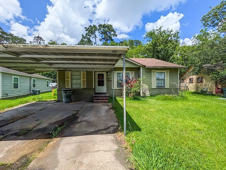 3350 Cherry Dr — Photo 1