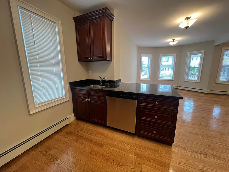 343 Main St #1 — Photo 22
