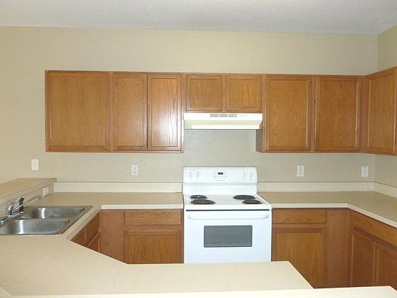 2nd image of 6259 Olivedale Dr