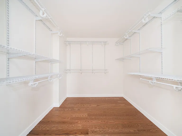 75-25 153rd St #Penthouse 15 — Photo 7