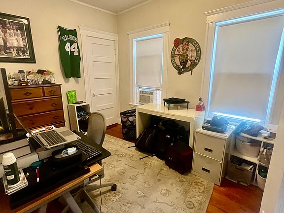 5th image of 292 Boston Ave #2